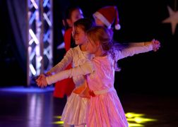 Showballett Formel I Weihnachtsrevue 2023 37